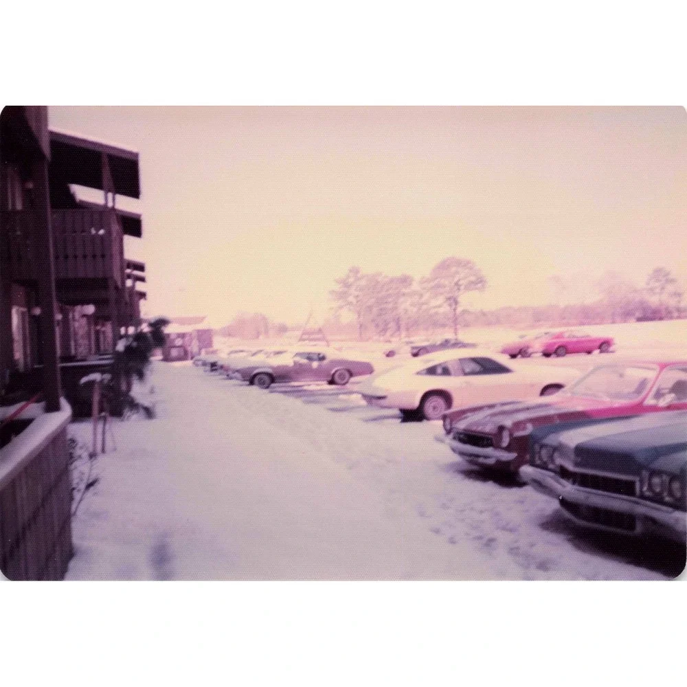 Vintage 1970s Snowy USAF Base Housing Winter Lot of 7 Photos 3.5x5 - Picture 3 of 7